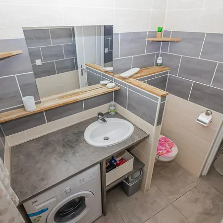 Holiday home Reve D'azur De La Nartelle - Maxime - 2 - Piscine Partagee - Parking- Barbecue *