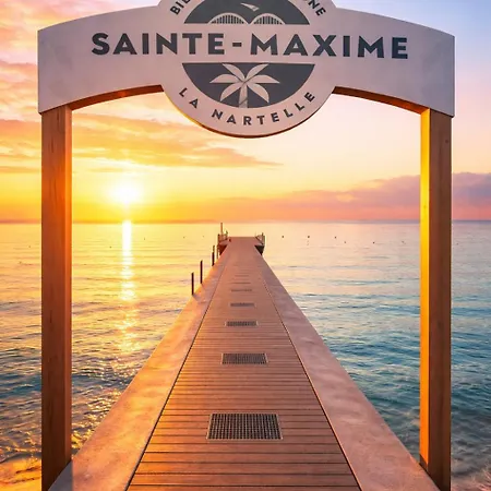 Rêve D'azur De La Nartelle - Maxime - 2 - Piscine Partagée - Parking- Barbecue Hébergement de vacances Sainte-Maxime