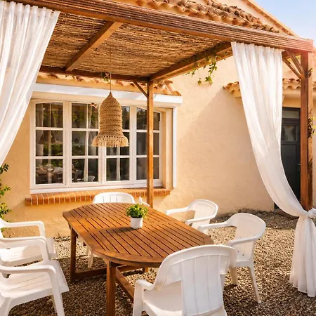 Hébergement de vacances Rêve D'azur De La Nartelle - Maxime - 2 - Piscine Partagée - Parking- Barbecue *